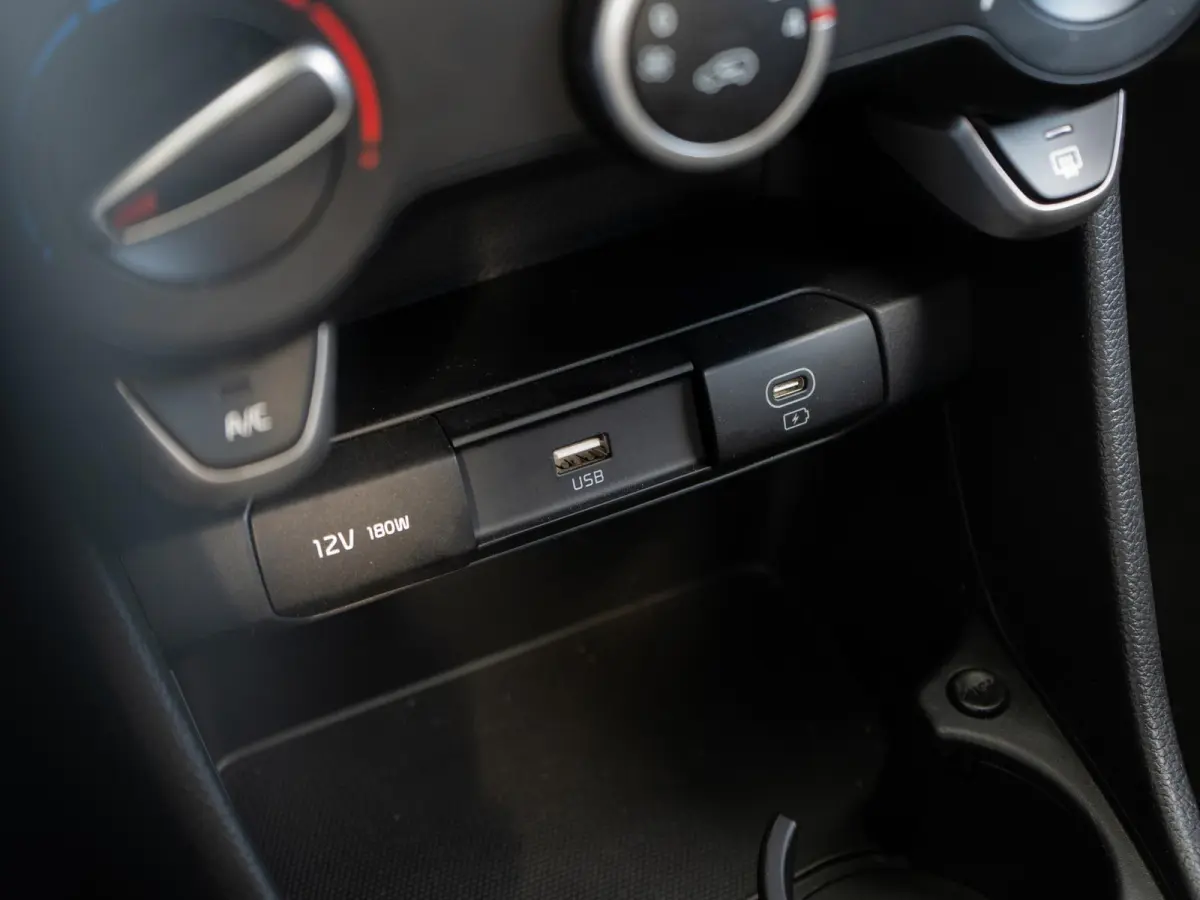 1.0 GDi DynamicPlusLine | Navigatie | Airco | Cruise | Camera | Apple Carplay