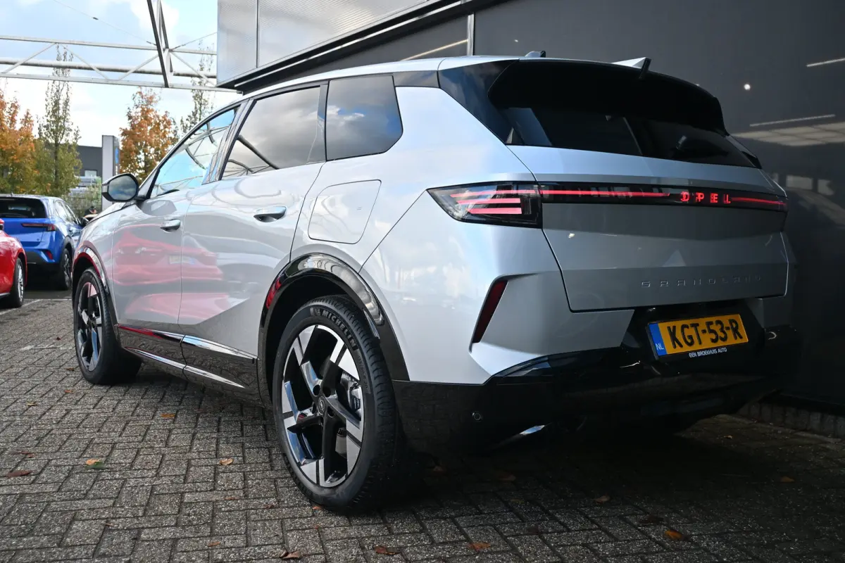 Business Edition 97 kWh 98,6%SOH! Long Range | Tot 8 Jaar Garantie! | Vol-Leder | Schuif-/Kanteldak | FOCAL | Massage | LED-Matrix | Stoelkoeling/Verwarming | Elektr. Achterklep | !!