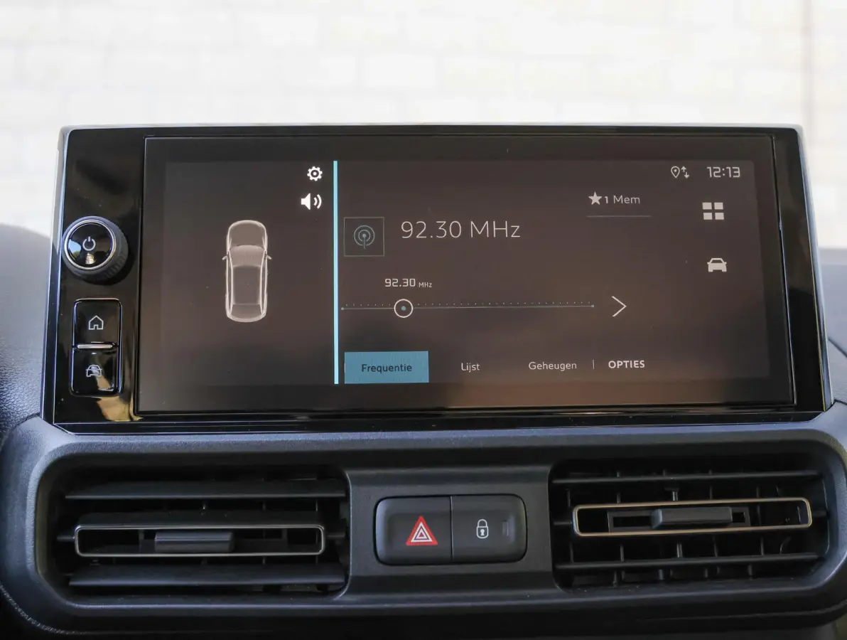 Feel L1 50 kWh 136pk | ACCU 98% | Apple Carplay / Android Auto | Parkeersensoren | Airco | Cruise Control