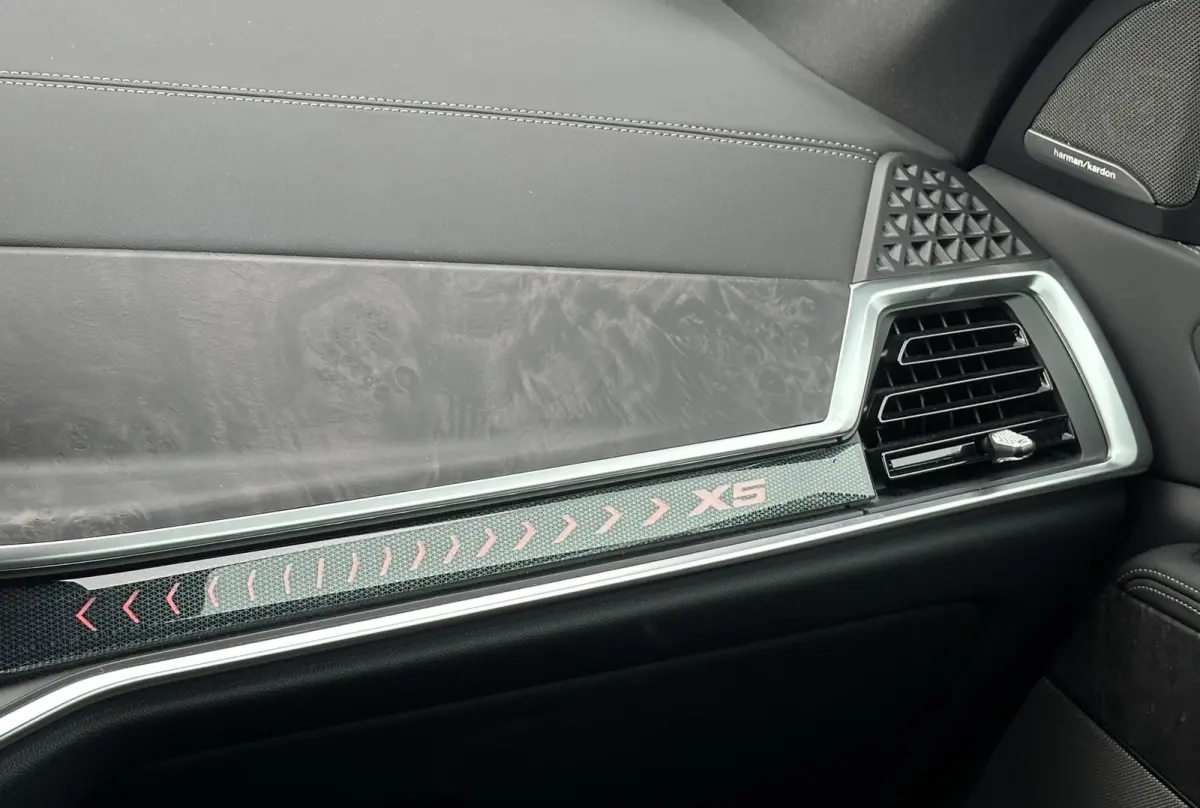xDrive50e