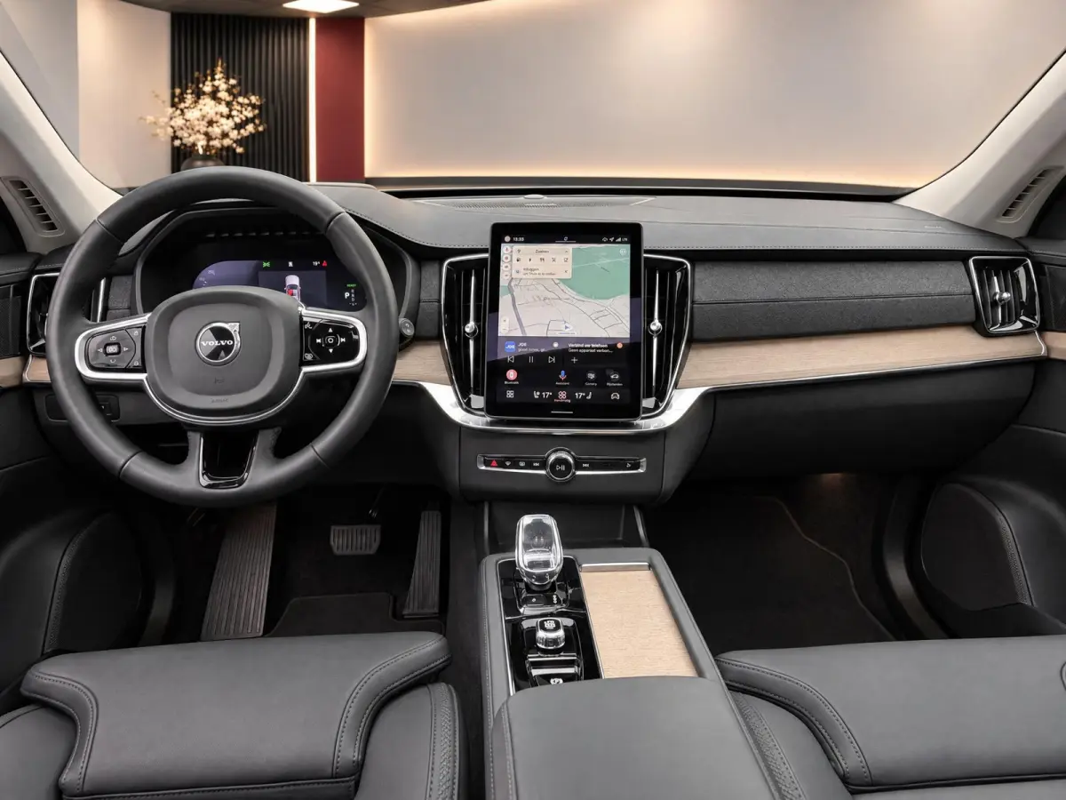 2.0 T8 455PK PHEV AWD Plus Bright | Pano | H/K Sound | Surround View | Trekhaak | BTW