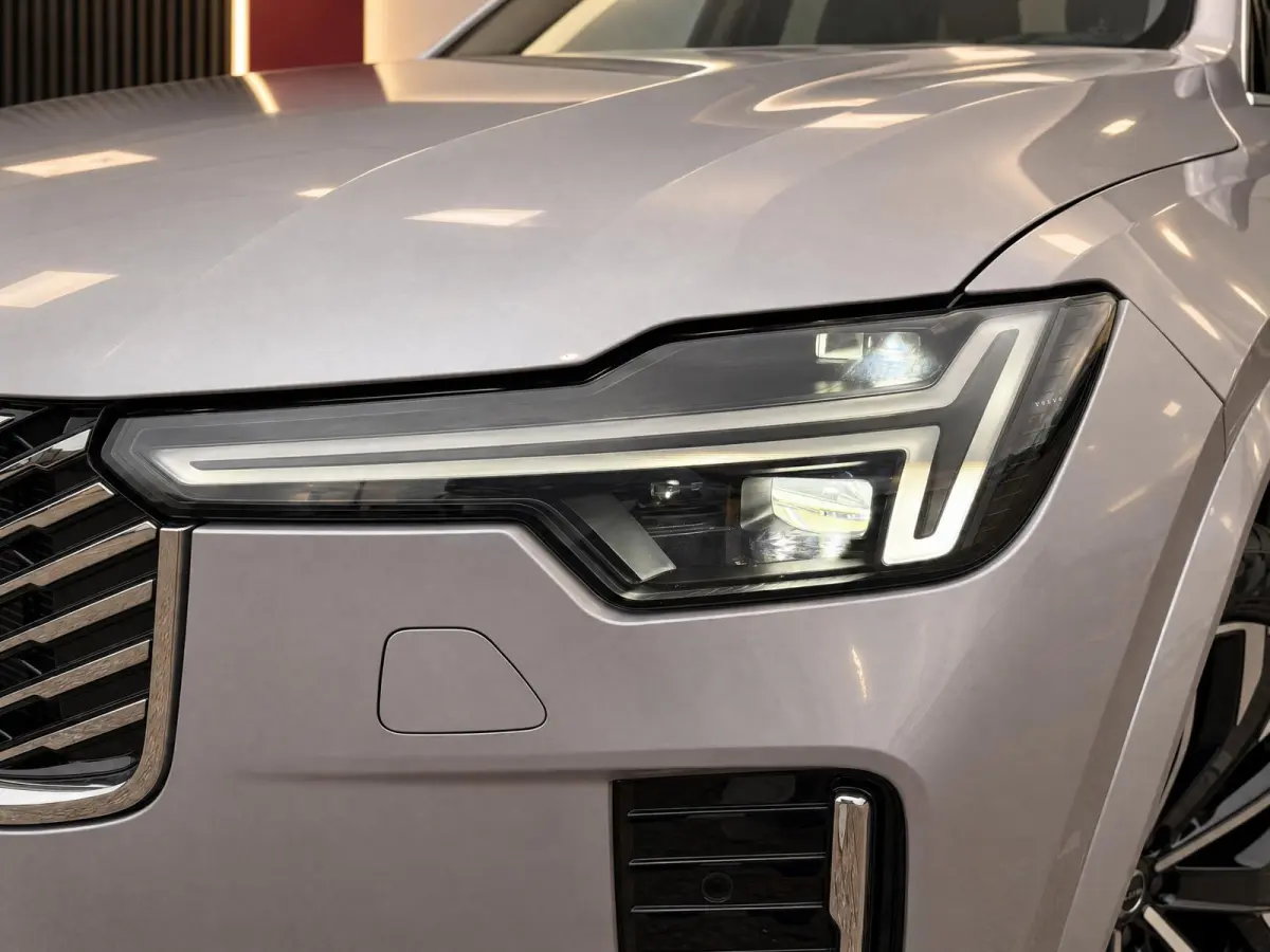2.0 T8 455PK PHEV AWD Plus Bright | Pano | H/K Sound | Surround View | Trekhaak | BTW