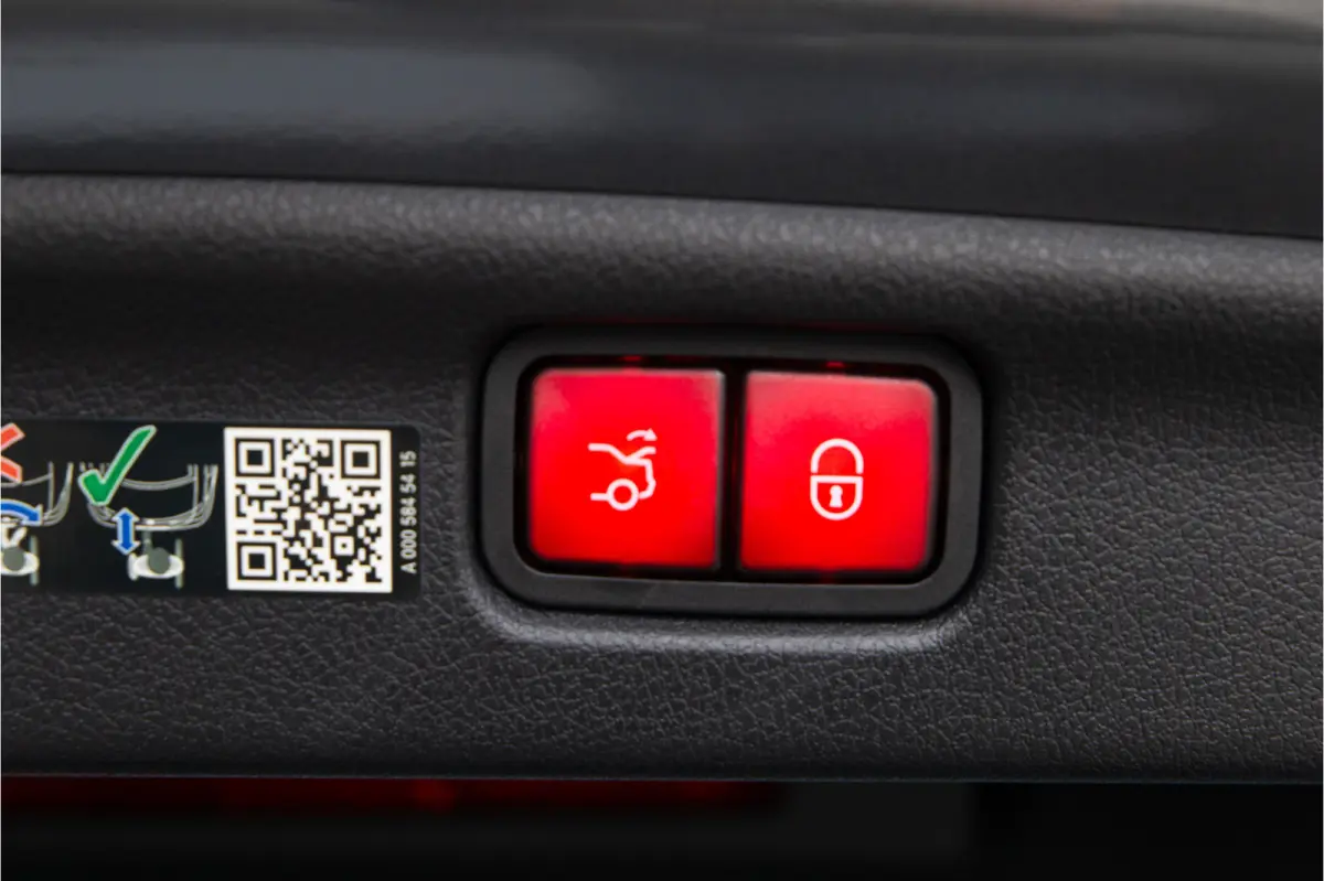 400 e 4MATIC AMG Premium, Distronic, Leder, Carplay, Memory, 2023