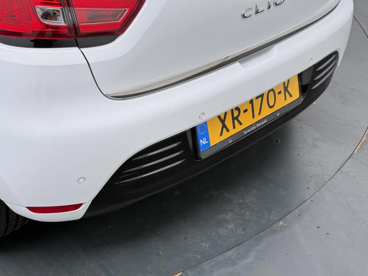 TCe 90 Limited | navigatie | parkeersensoren | airco |
