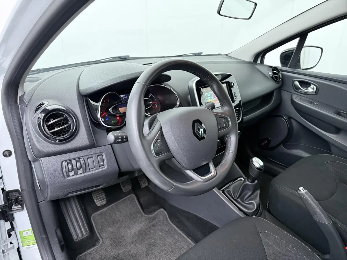 TCe 90 Limited | navigatie | parkeersensoren | airco |