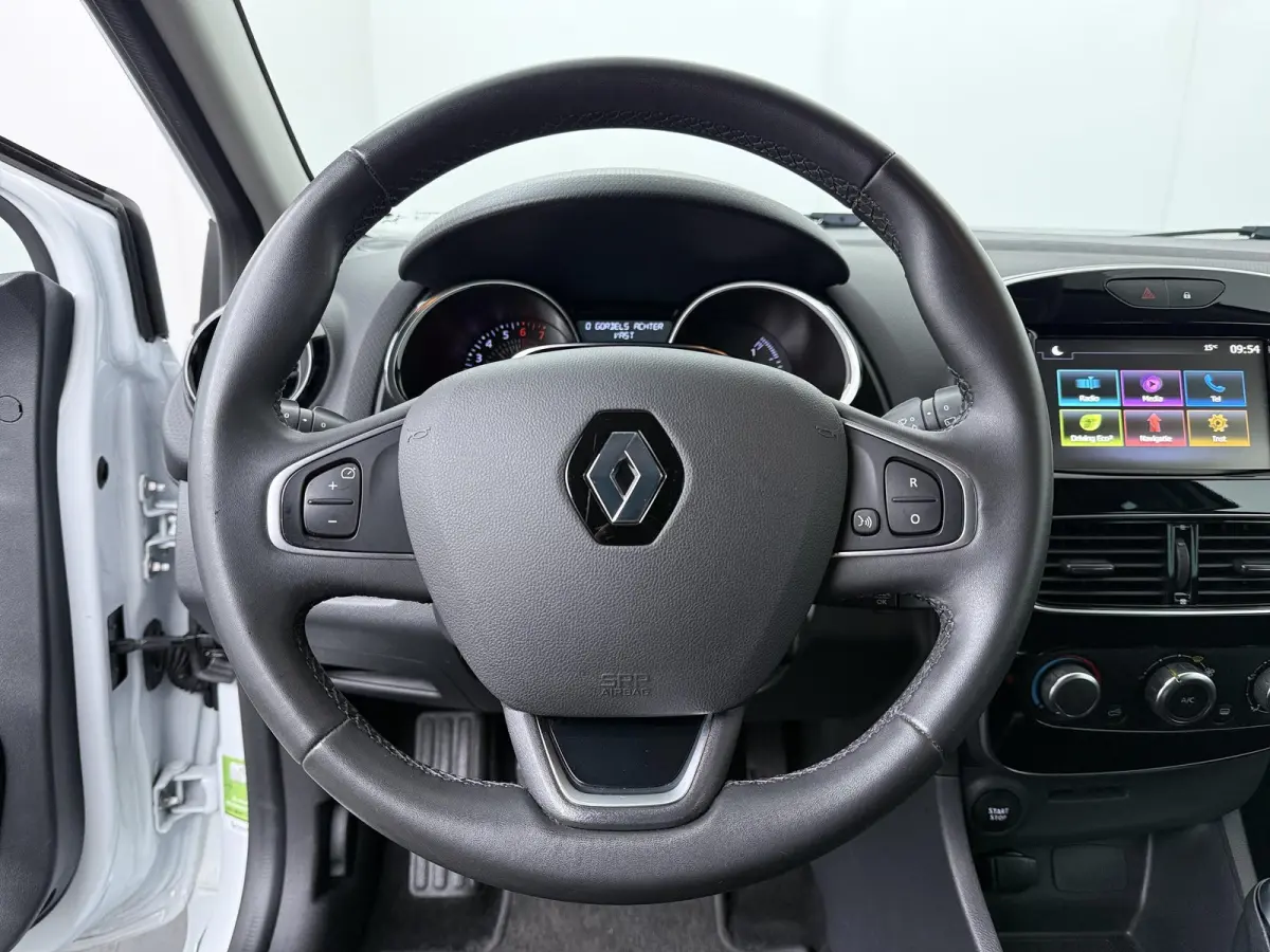 TCe 90 Limited | navigatie | parkeersensoren | airco |