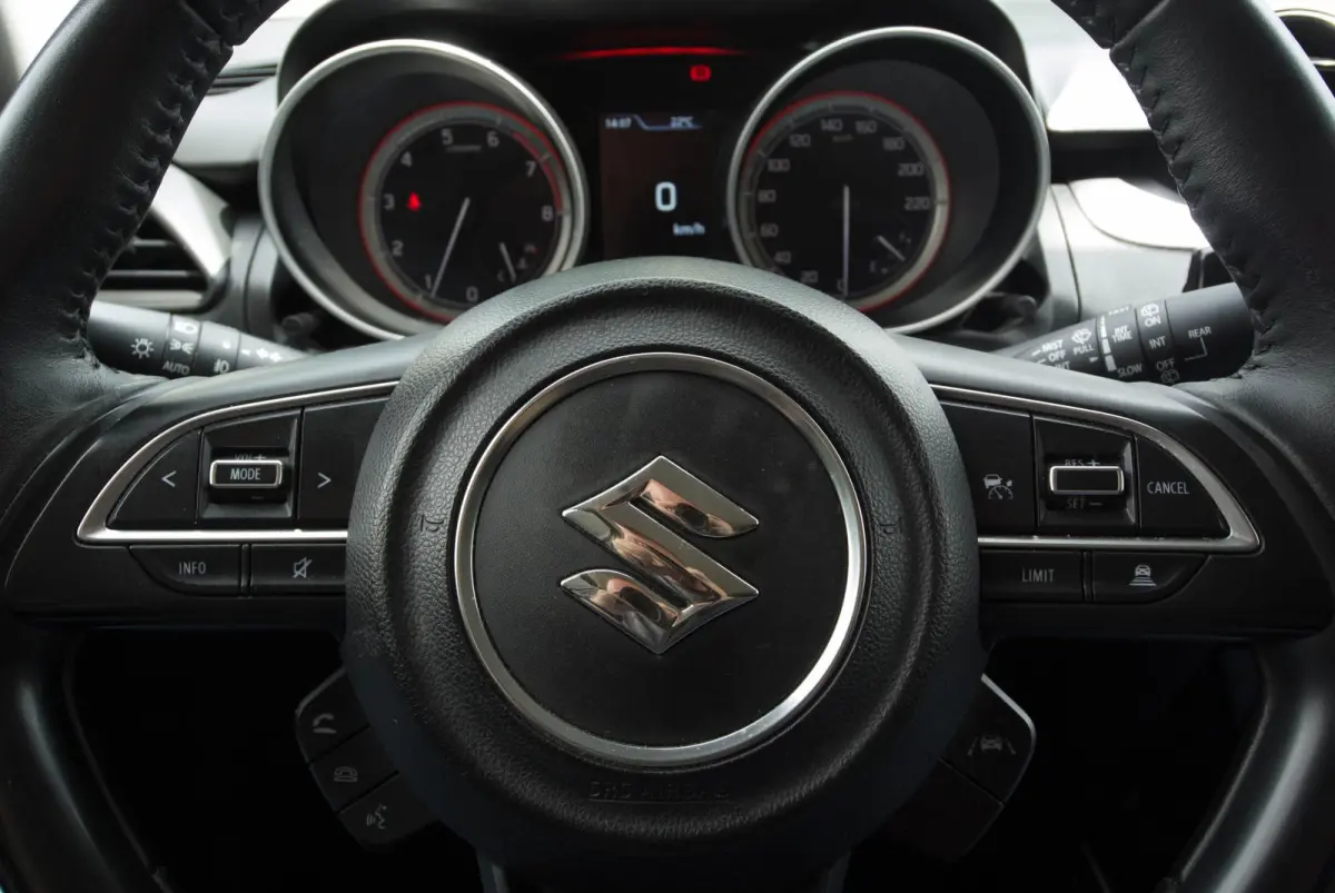 1.2 Style Hybrid ACC Apple Car Play Keyless