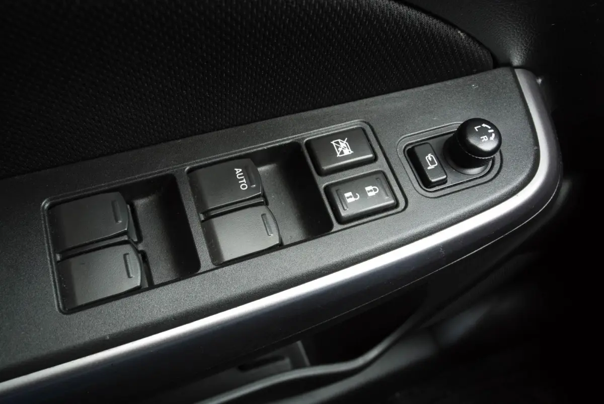 1.2 Style Hybrid ACC Apple Car Play Keyless