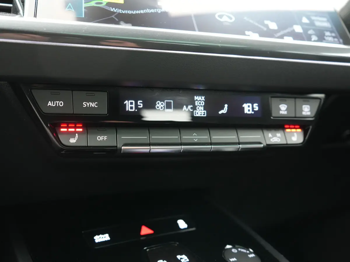 40 S edition 77 kWh 204pk Dealer O.H. | Trekhaak Af Fabriek | Panodak | Adaptive Cruise | Head Up | 360 Camera | Matrix LED | Lederen Sportstoelen & Stuur Verwarmd | Keyless | Apple Carplay 
