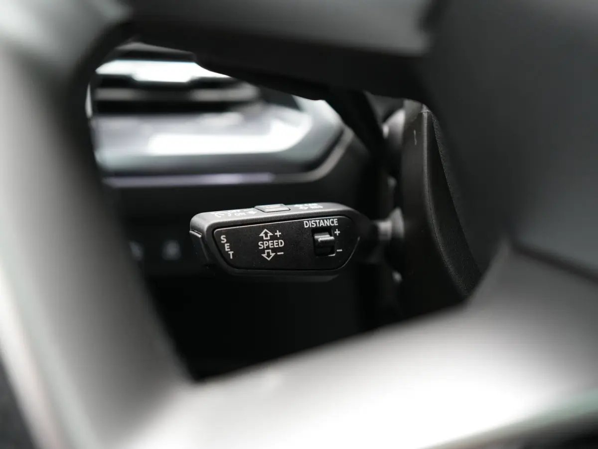 40 S edition 77 kWh 204pk Dealer O.H. | Trekhaak Af Fabriek | Panodak | Adaptive Cruise | Head Up | 360 Camera | Matrix LED | Lederen Sportstoelen & Stuur Verwarmd | Keyless | Apple Carplay 