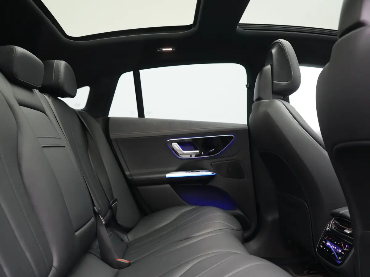 350+ Luxury Line 91 kWh 292pk Dealer O.H. | SOH 97,5% | Panodak | Adaptive Cruise | Camera | Lederen Sportstoelen Memory & Ventilatie | Stoelen & Stuur Verwarmd | Sfeerverlichting | BLIS | K