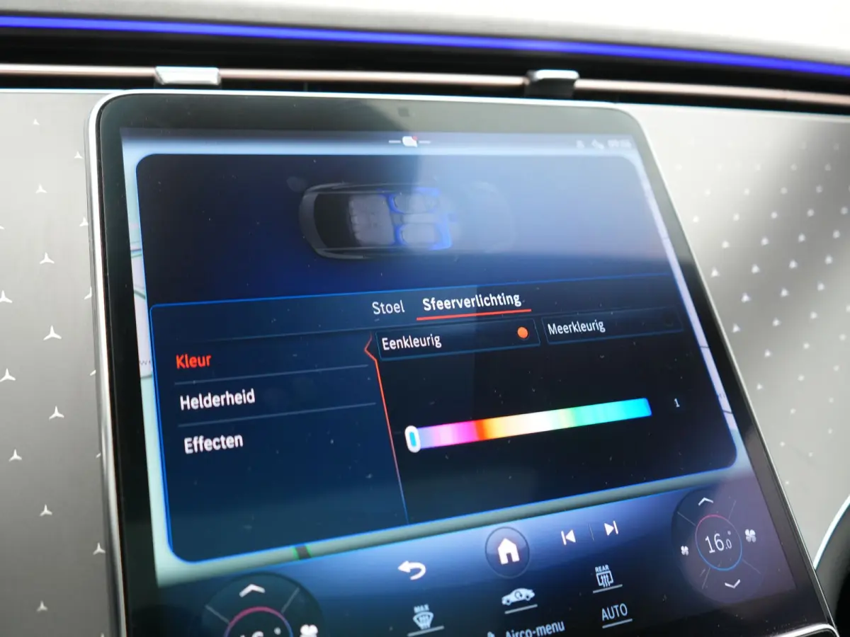 350+ Luxury Line 91 kWh 292pk Dealer O.H. | SOH 97,5% | Panodak | Adaptive Cruise | Camera | Lederen Sportstoelen Memory & Ventilatie | Stoelen & Stuur Verwarmd | Sfeerverlichting | BLIS | K