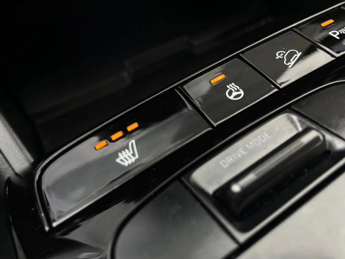 1.6 T-GDI HEV N-Line Business Sky | Trekhaak | All-season banden | Elektrisch glazen panorama-dak | Cruise Control Adaptief | Apple Carplay/Android Auto | Stoel en stuurverwarming |
