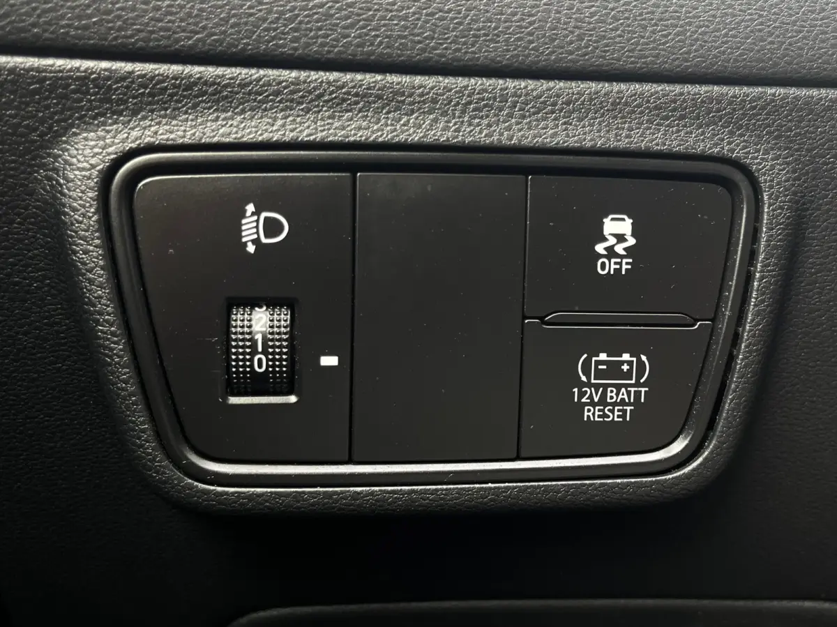 1.6 T-GDI HEV N-Line Business Sky | Trekhaak | All-season banden | Elektrisch glazen panorama-dak | Cruise Control Adaptief | Apple Carplay/Android Auto | Stoel en stuurverwarming |