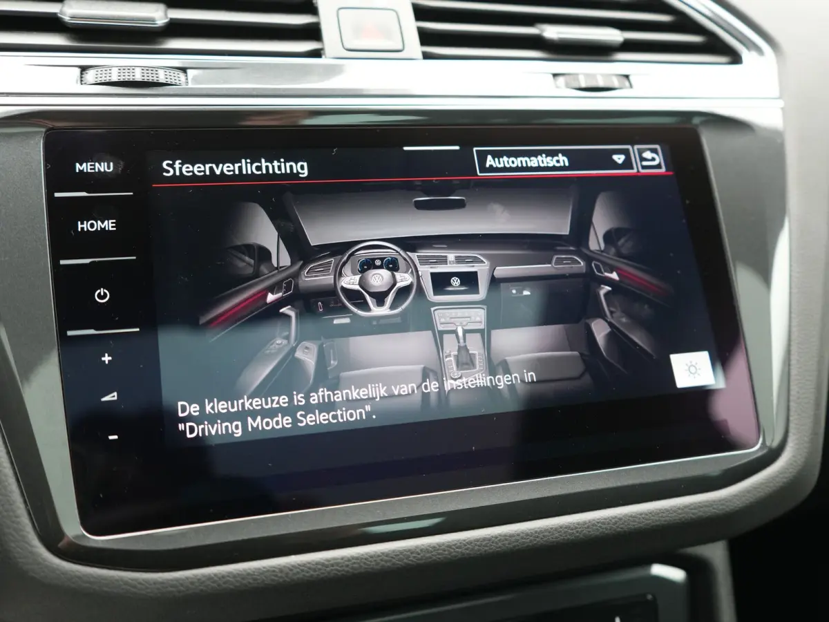1.4 TSI eHybrid PHEV 245pk Dealer O.H. | SOH 92,8% | Trekhaak Af Fabriek | Panodak | Adaptive Cruise | Sportstoelen & Stuur Verwarmd | Sfeerverlichting | BLIS | Apple Carplay | Navigatie | D