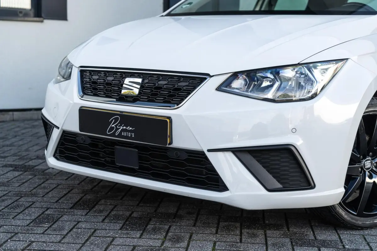 1.0 TSI CAMERA / ADAPTIVE CRUISE / CARPLAY / GROOT SCHERM