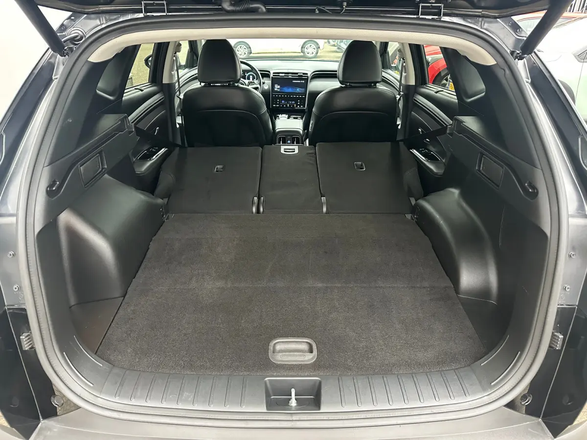 1.6 T-GDI 265pk PHEV Premium 4WD | Leder | Carplay | Climate | Keyless | Navigatie | Elek. Klep | Full - Led | 360 Camera | KRELL Audio | Elek. Stoelen | 19" Lichtmetaal | Winterpakket | Sto