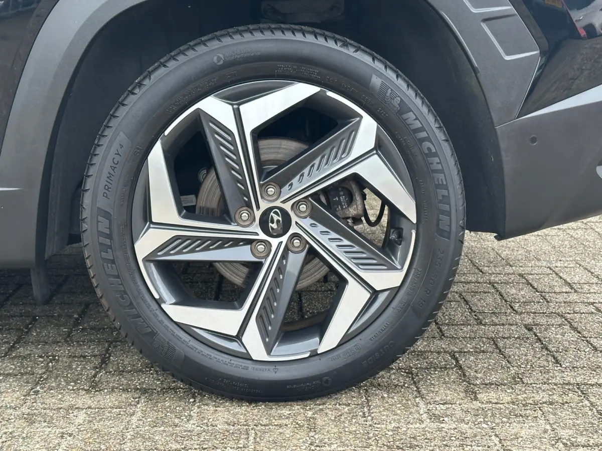 1.6 T-GDI 265pk PHEV Premium 4WD | Leder | Carplay | Climate | Keyless | Navigatie | Elek. Klep | Full - Led | 360 Camera | KRELL Audio | Elek. Stoelen | 19" Lichtmetaal | Winterpakket | Sto