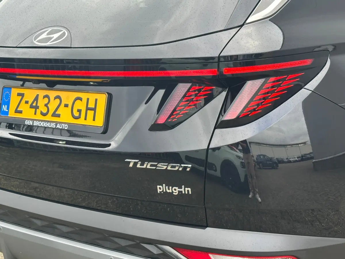1.6 T-GDI 265pk PHEV Premium 4WD | Leder | Carplay | Climate | Keyless | Navigatie | Elek. Klep | Full - Led | 360 Camera | KRELL Audio | Elek. Stoelen | 19" Lichtmetaal | Winterpakket | Sto