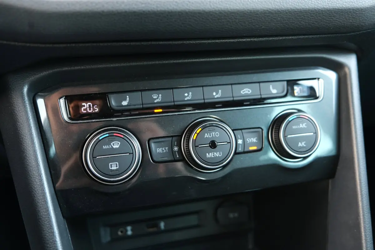 1.4 TSI ACT Highline DSG 150 PK Navi ACC Virtual PDC CAM Trekhaak