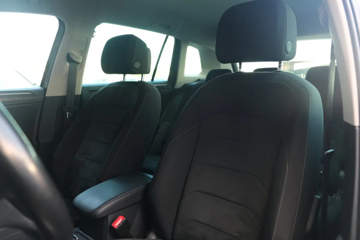 1.4 TSI ACT Highline DSG 150 PK Navi ACC Virtual PDC CAM Trekhaak