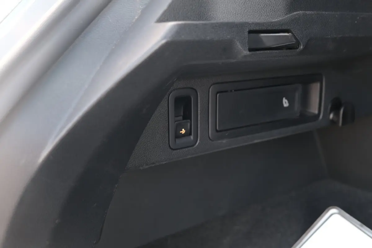 1.4 TSI ACT Highline DSG 150 PK Navi ACC Virtual PDC CAM Trekhaak