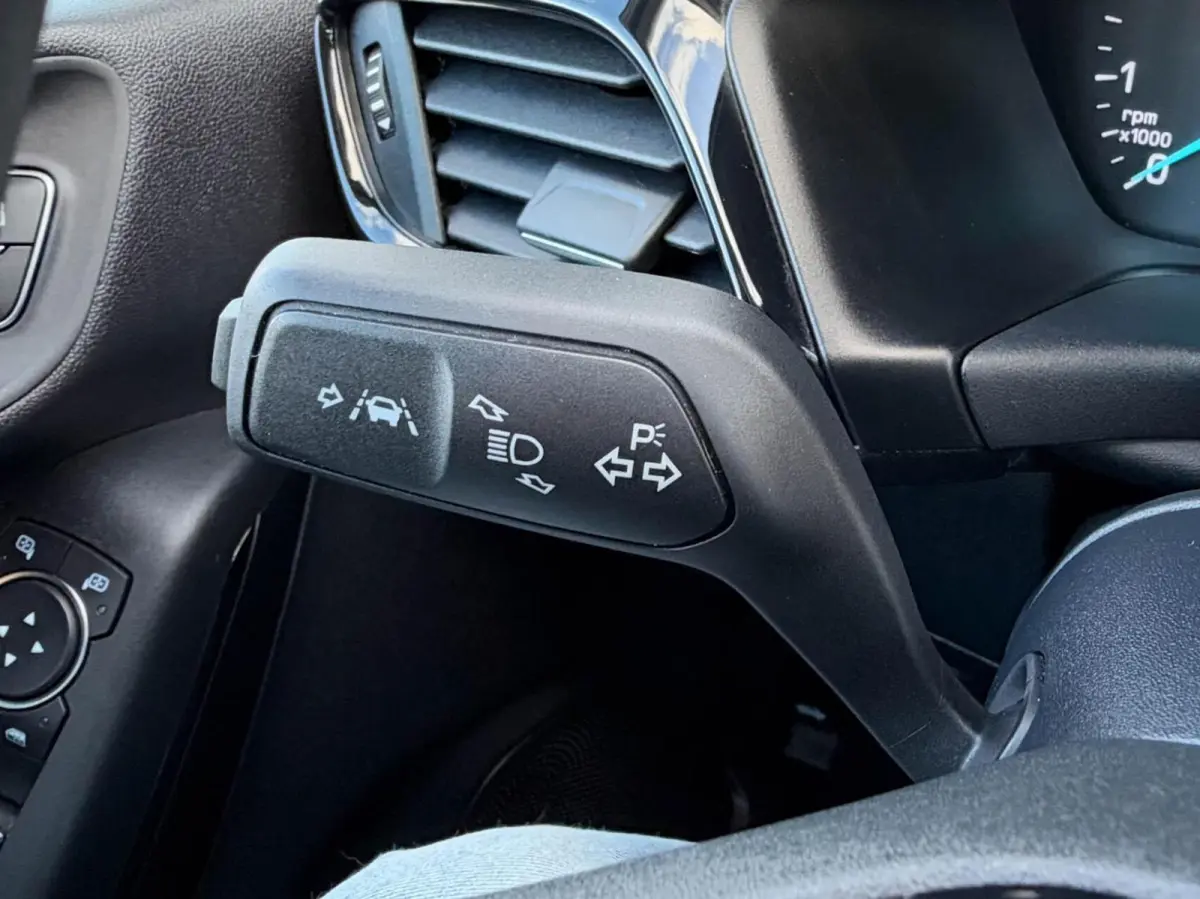 1.0 EcoBoost 95pk 5drs. Connected | Airco | Carplay | Cruise control