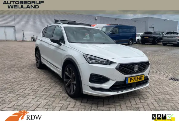 1.4 TSI e-Hybrid PHEV FR NIEUWSTAAT BTW-auto I FR I Leer I Pano I Trekhaak 1800KG I Camera I 20" I Winterpakket I Led I 245 PK I Virtual I