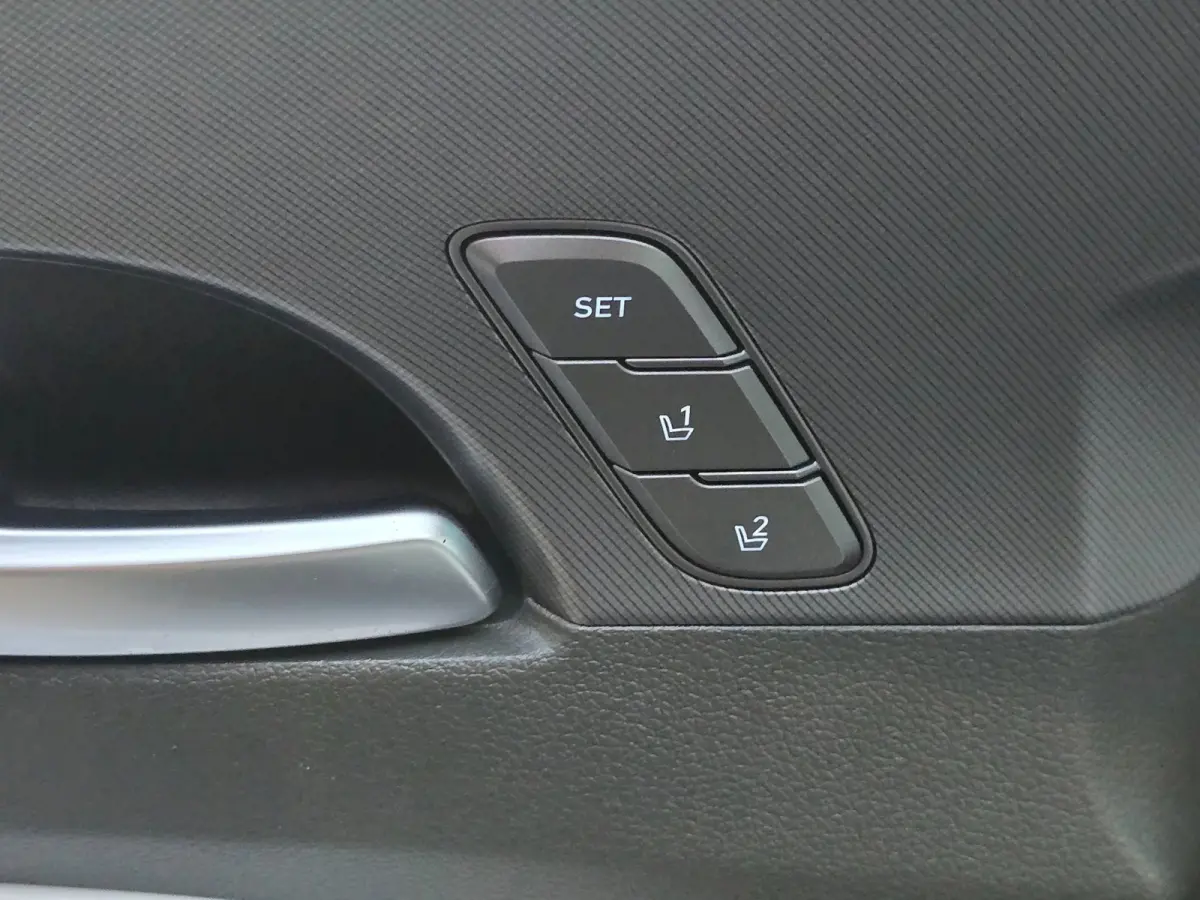 1.6 T-GDI PHEV Premium Plus Sky 7 Persoons / Schermen / Leder / Head Up / Memory / Pano / Verkoeling / Led / Pdc