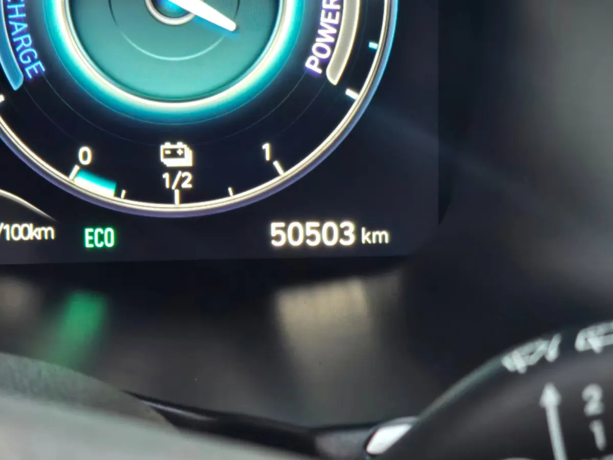 1.6 T-GDI PHEV Premium Plus Sky 7 Persoons / Schermen / Leder / Head Up / Memory / Pano / Verkoeling / Led / Pdc