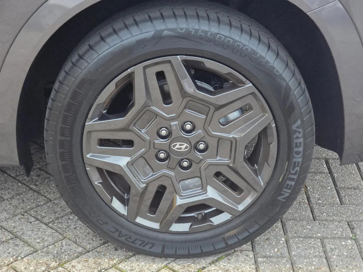 1.6 T-GDI PHEV Premium Plus Sky 7 Persoons / Schermen / Leder / Head Up / Memory / Pano / Verkoeling / Led / Pdc