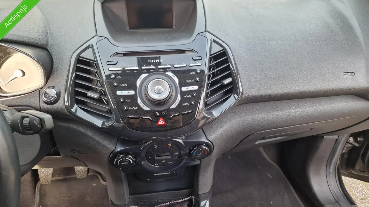 1.0 EcoBoost Titanium /FULL OPTIONS