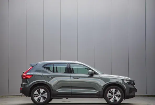 2.0 B3 Core MY2026|Leder|Keyless|PDC|Camera|Carplay