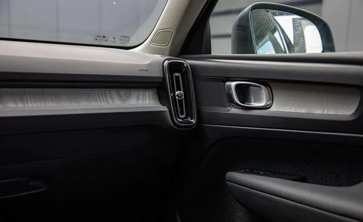2.0 B3 Core MY2026|Leder|Keyless|PDC|Camera|Carplay