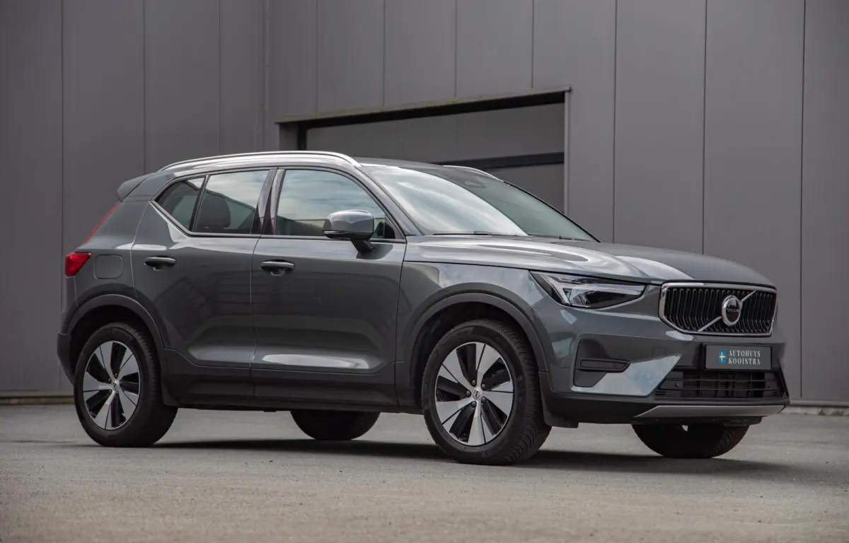 2.0 B3 Core MY2026|Leder|Keyless|PDC|Camera|Carplay
