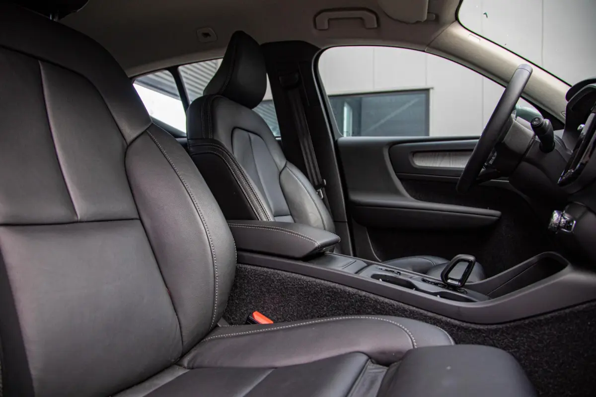2.0 B3 Core MY2026|Leder|Keyless|PDC|Camera|Carplay