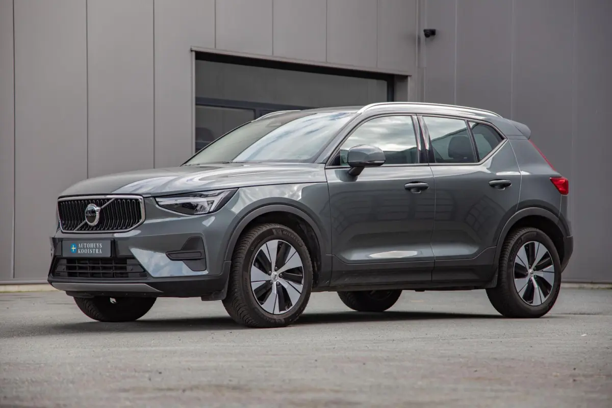 2.0 B3 Core MY2026|Leder|Keyless|PDC|Camera|Carplay