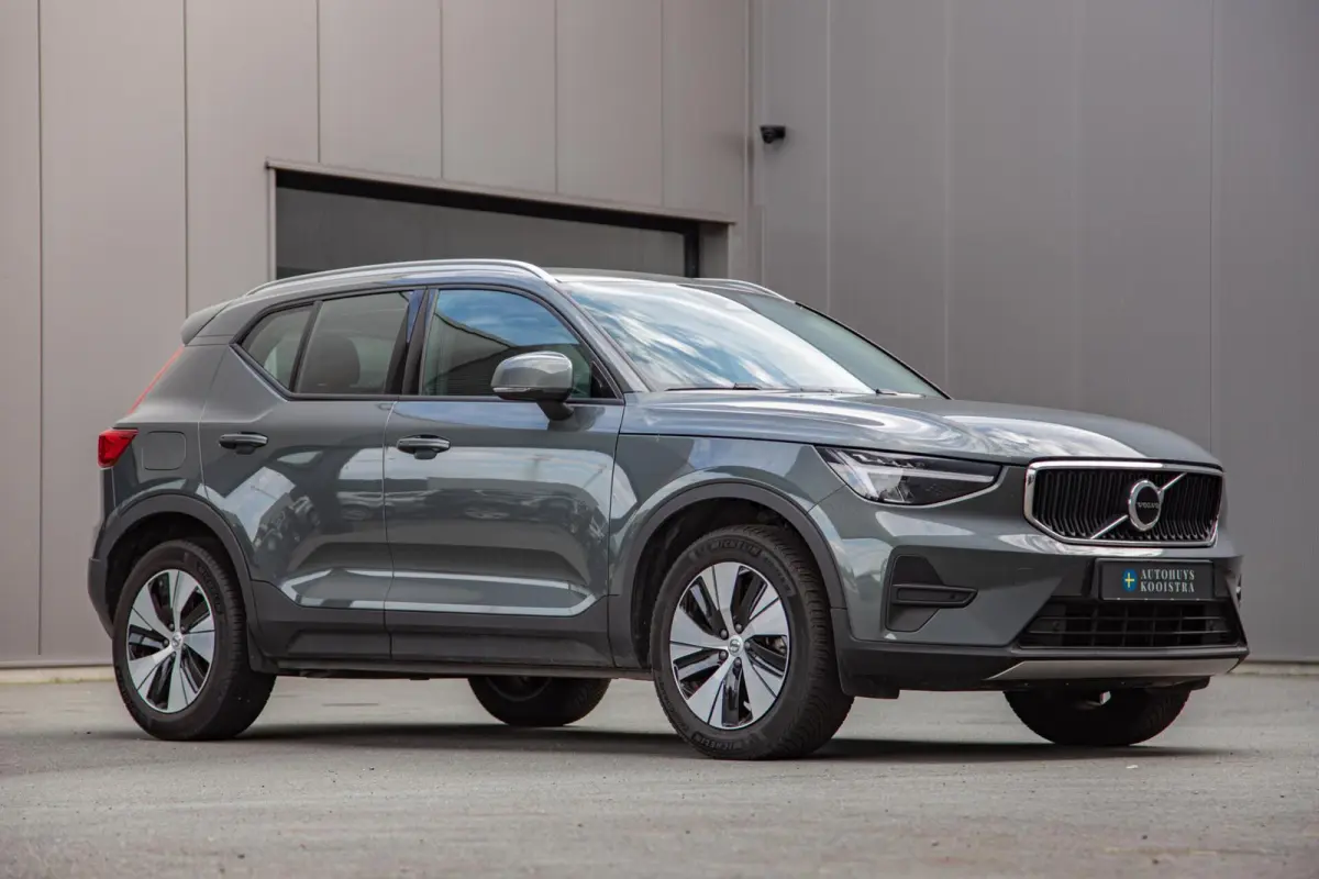 2.0 B3 Core MY2026|Leder|Keyless|PDC|Camera|Carplay