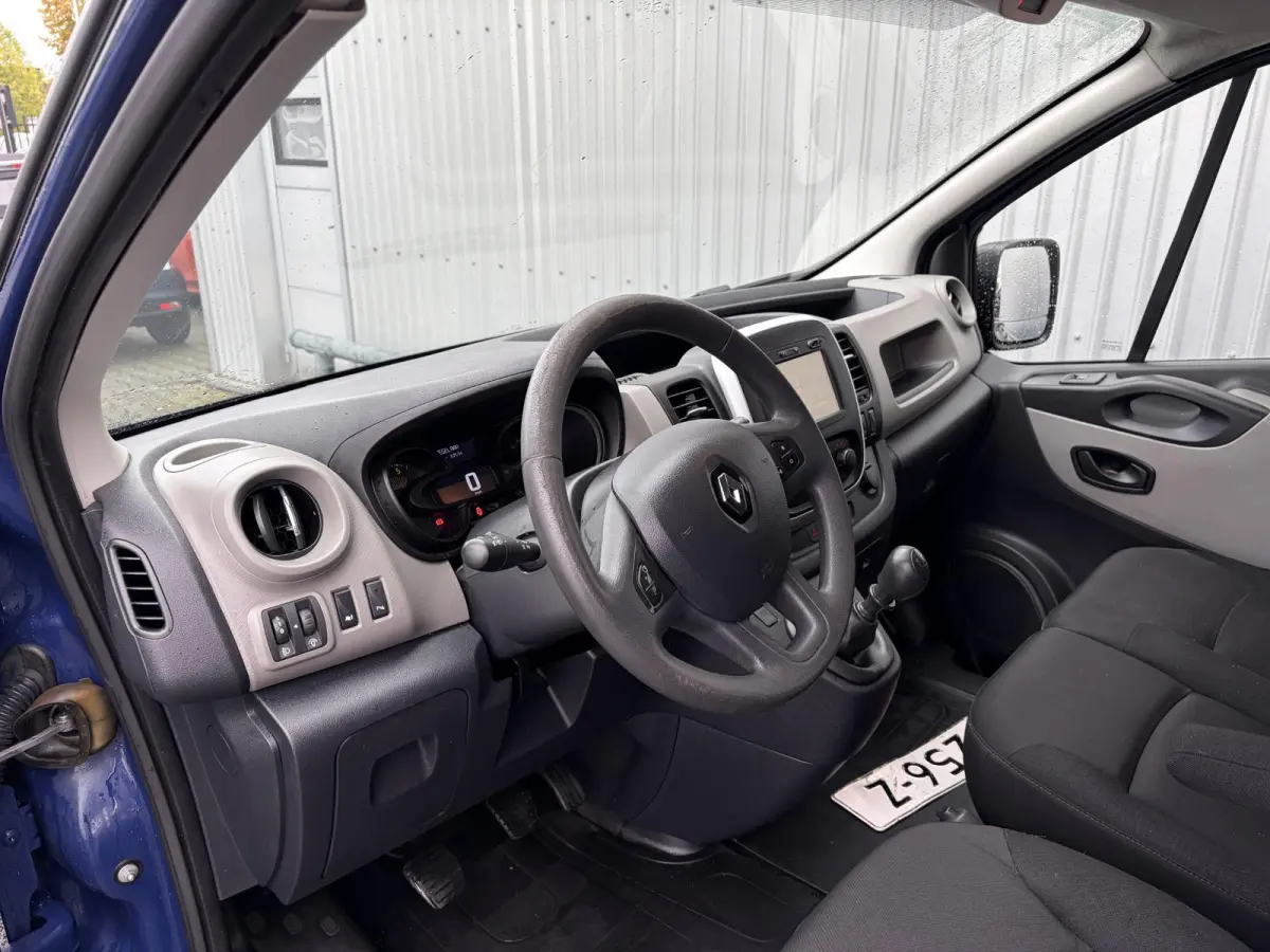 1.6 dCi T29 L2H1 Comfort*HAAK*A/C*CRUISE*NAVI*PDC*