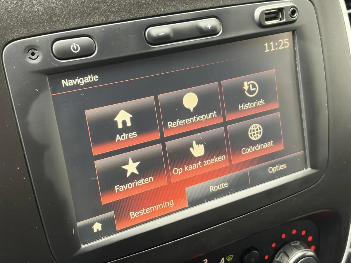 1.6 dCi T29 L2H1 Comfort*HAAK*A/C*CRUISE*NAVI*PDC*