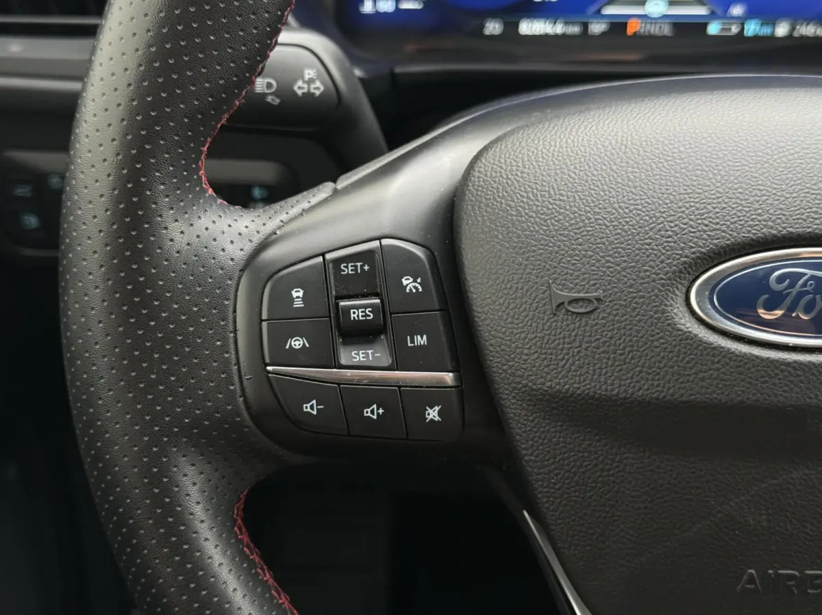 2.5 PHEV ST-Line | LED | Virtual | cam