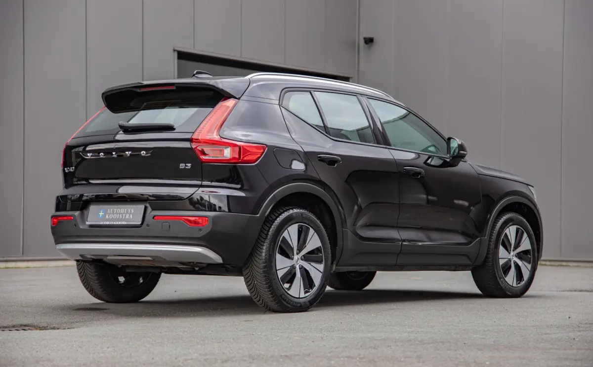 2.0 B3 Core MY2026|Leder|Keyless|PDC|Camera|Carplay