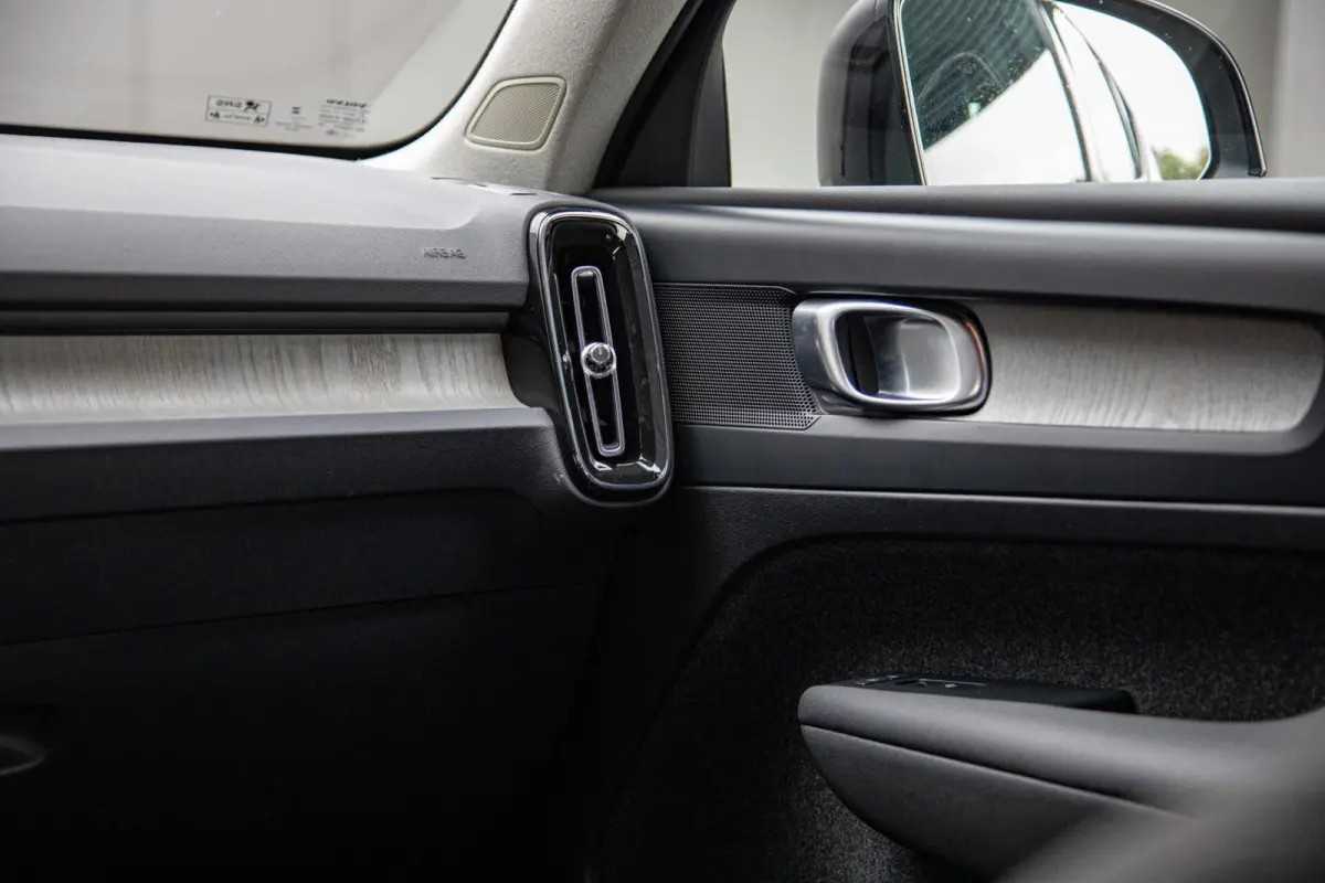 2.0 B3 Core MY2026|Leder|Keyless|PDC|Camera|Carplay