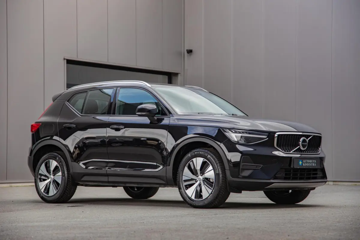 2.0 B3 Core MY2026|Leder|Keyless|PDC|Camera|Carplay