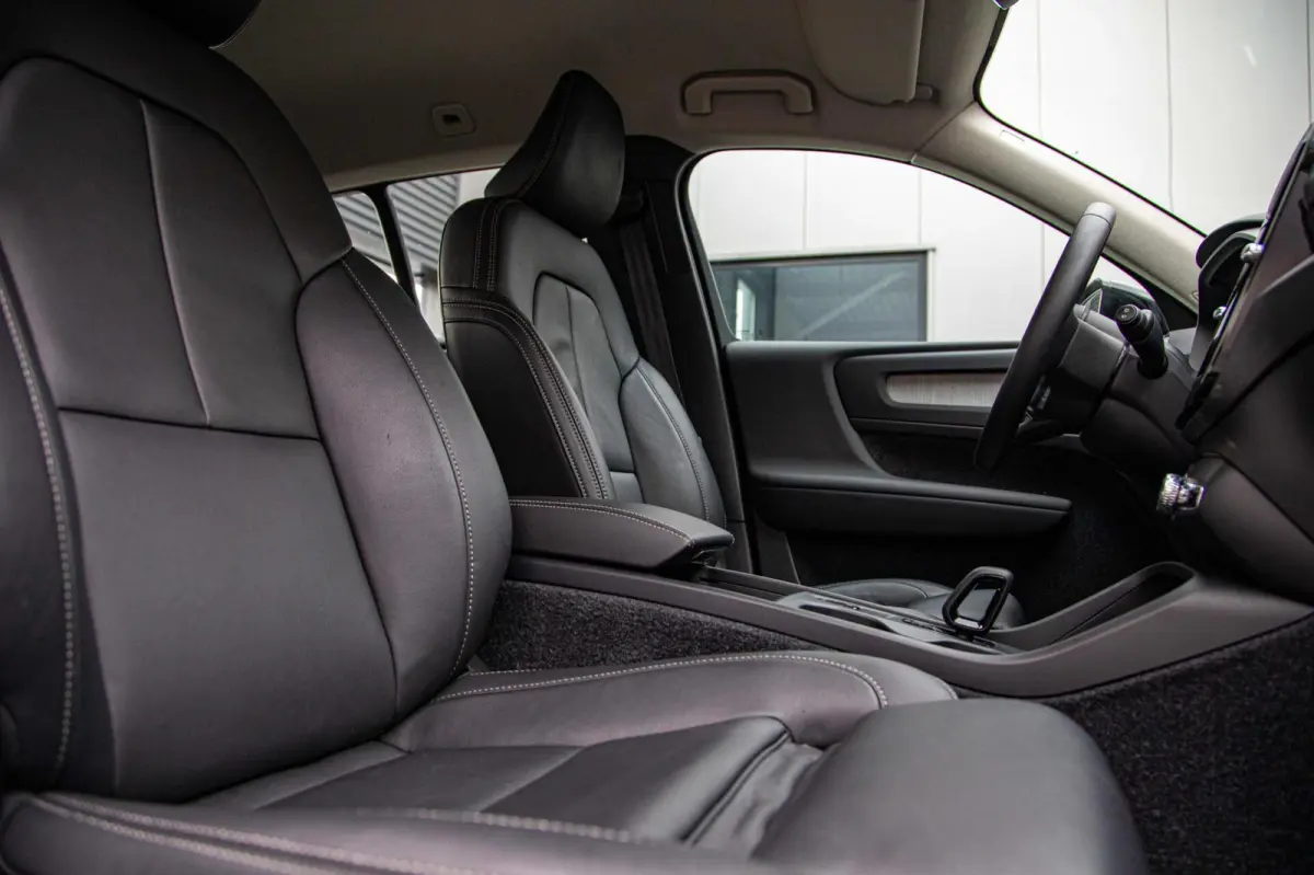 2.0 B3 Core MY2026|Leder|Keyless|PDC|Camera|Carplay