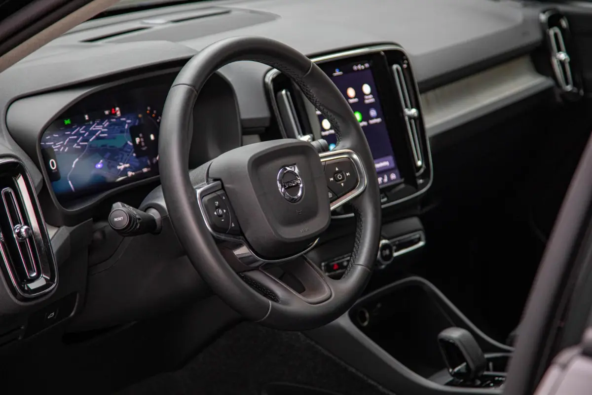 2.0 B3 Core MY2026|Leder|Keyless|PDC|Camera|Carplay