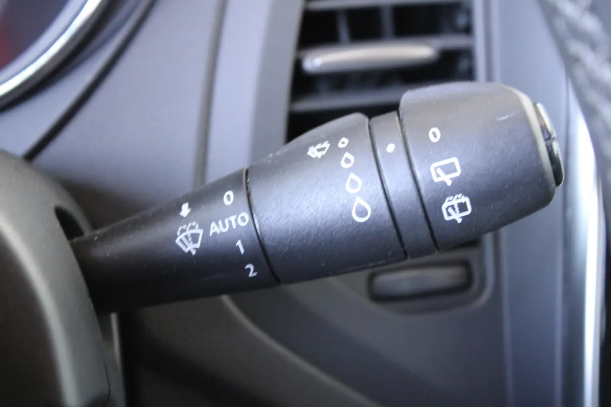 0.9 TCe Intens | Achteruitrijcamera | Dodehoek-detectie | DAB+ | Keyless entry & start |