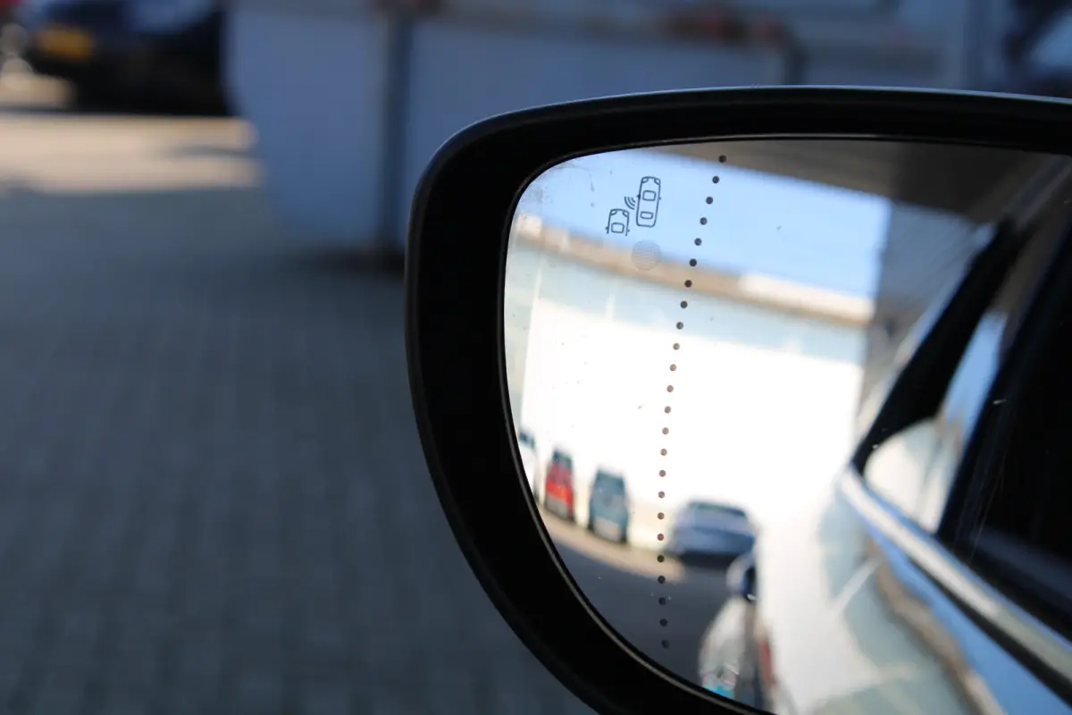 0.9 TCe Intens | Achteruitrijcamera | Dodehoek-detectie | DAB+ | Keyless entry & start |