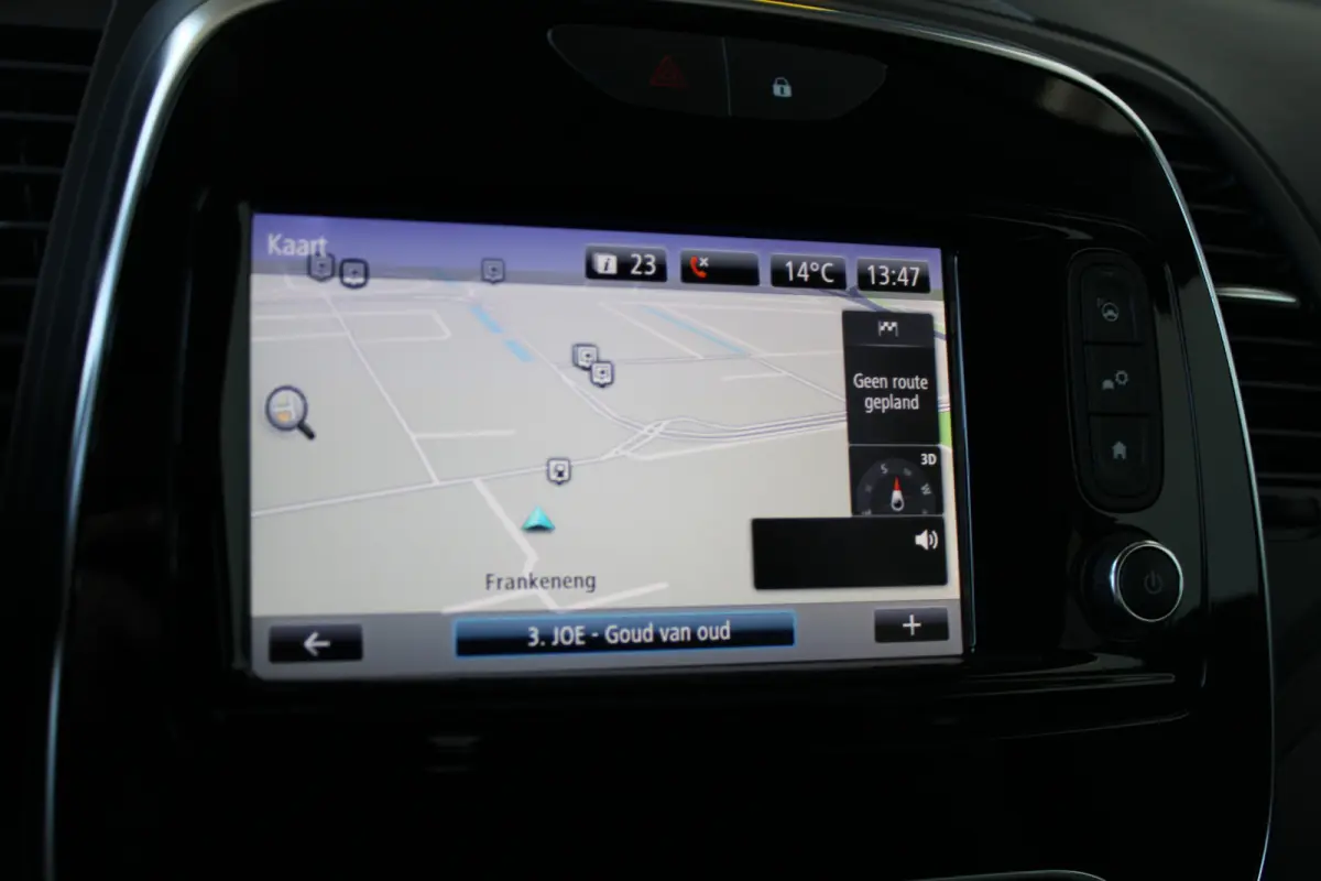 0.9 TCe Intens | Achteruitrijcamera | Dodehoek-detectie | DAB+ | Keyless entry & start |