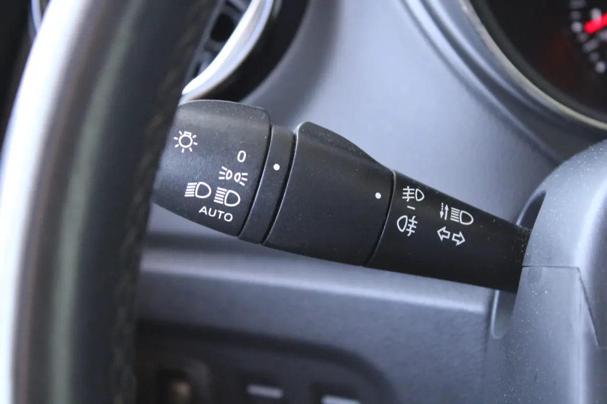 0.9 TCe Intens | Achteruitrijcamera | Dodehoek-detectie | DAB+ | Keyless entry & start |